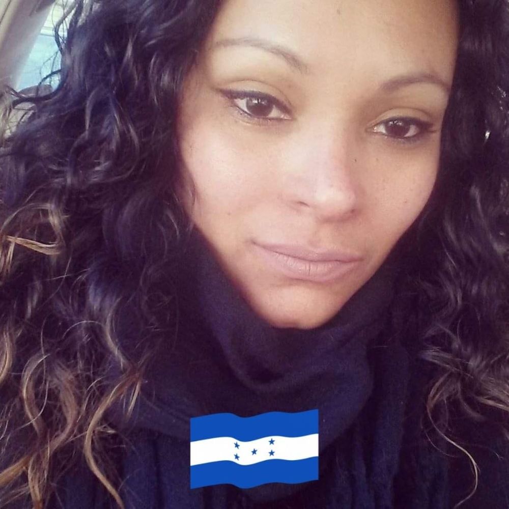 Meet your Posher, Saadia